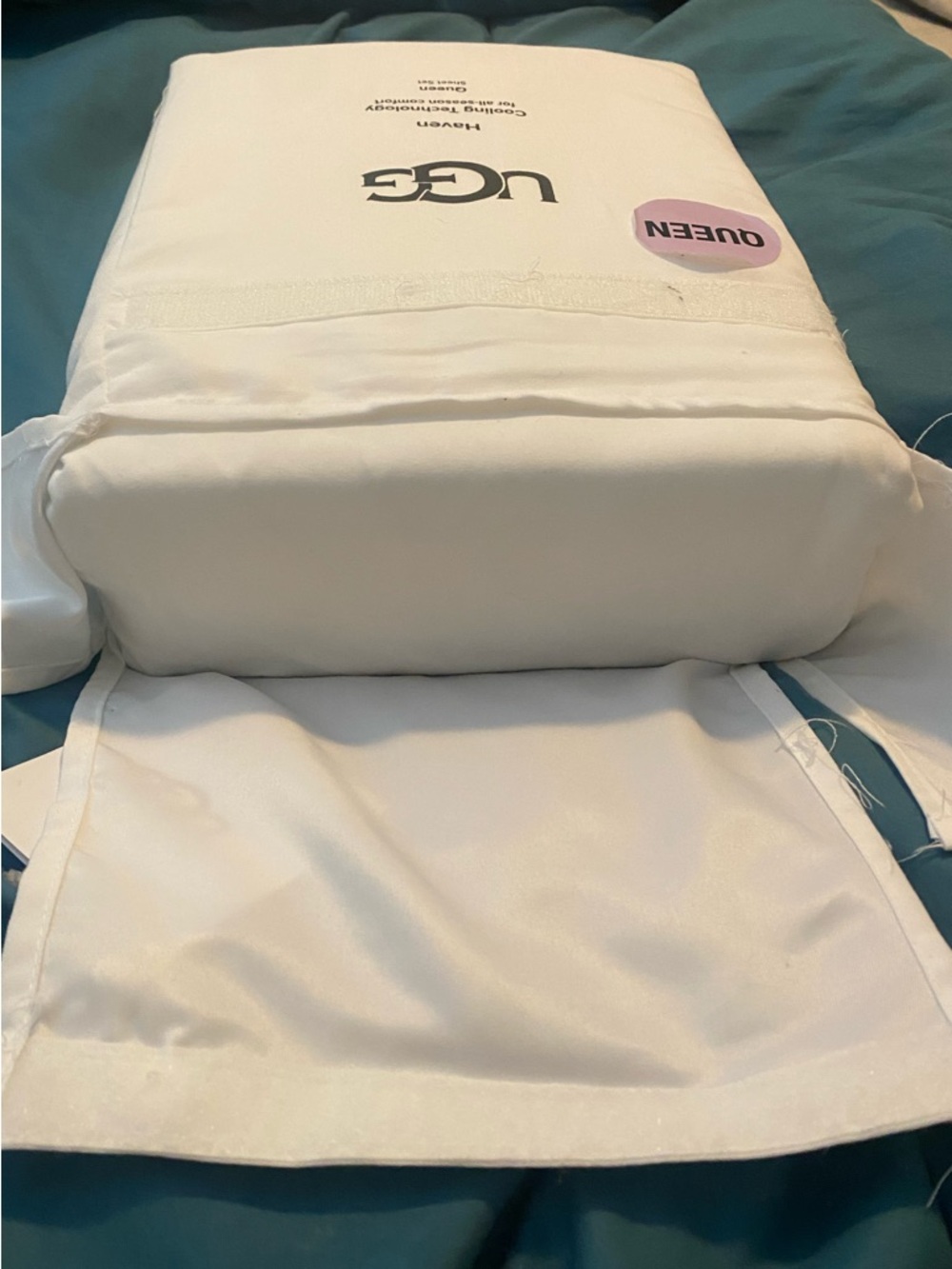 UGG Queen Sheet Set. Cooling Technology-NWT